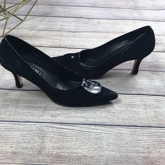 VANELi suede pumps with stone embellishment 6.5N - Picture 2 of 6